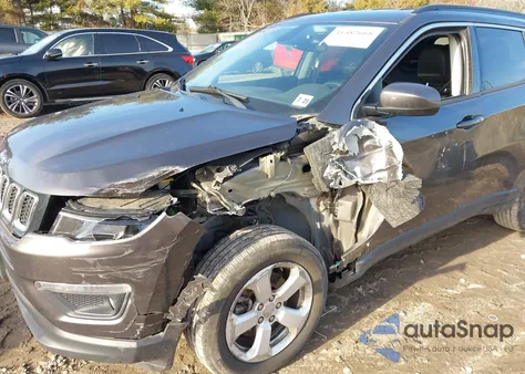 2018 Jeep Compass Latitude 4X4 z USA, uszkodzony, nr VIN 3C4NJDBB0JT316396